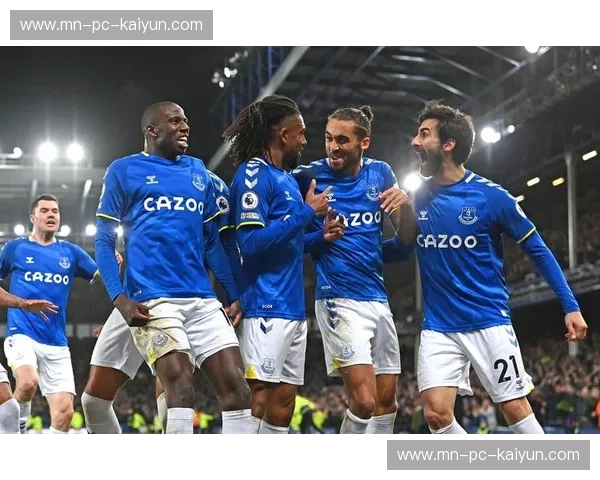 爱琴海的咆哮与斯坦福桥的幽蓝：塞萨洛尼基vs切尔西的荣耀之战